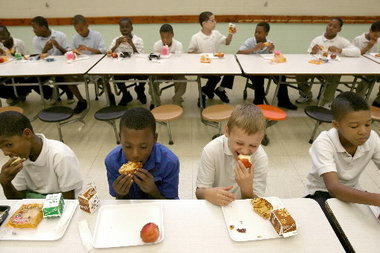 ALL kids in Philly public school will now get free breakfast and lunch, because it just makes&nbsp;sense.