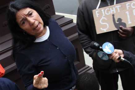 NEWSWORKS: Philly relaxes permit restrictions for DNC&nbsp;protesters