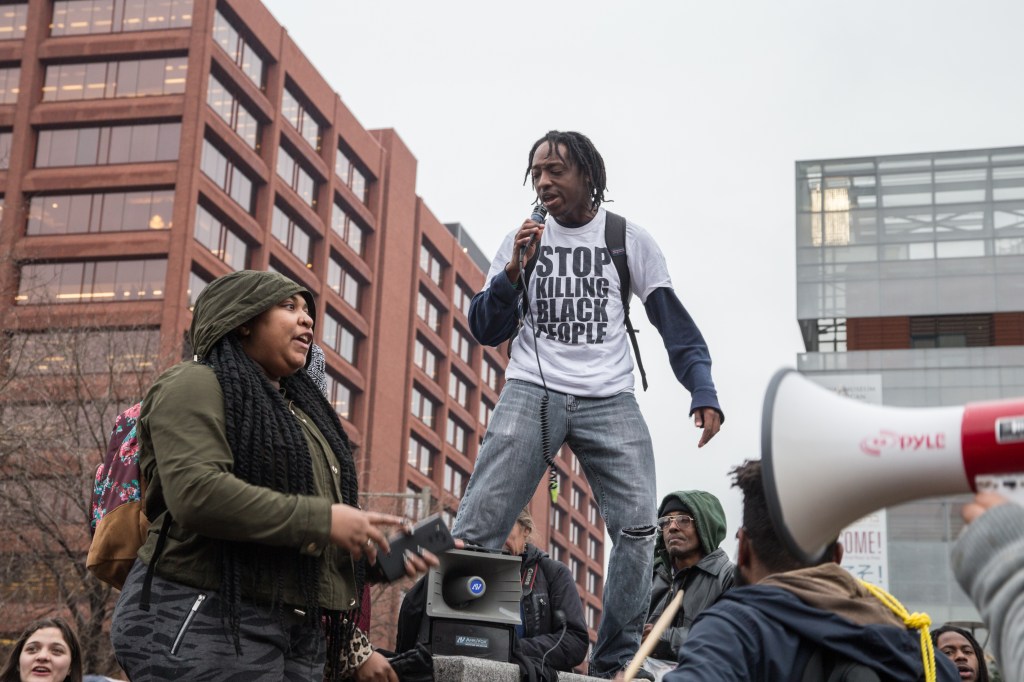 trumpinugphillyjpeg-9-of-1