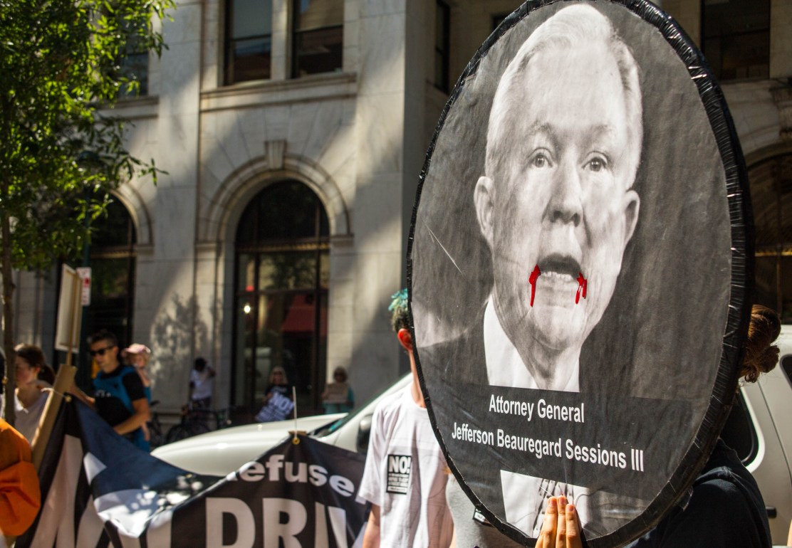 SESSIONSPROTEST7-21-17 (104 of 20)