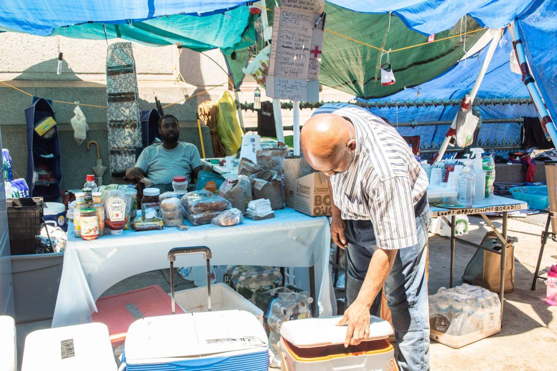 24hrOCCUPYICEPHL7-10-18 (12 of 27)